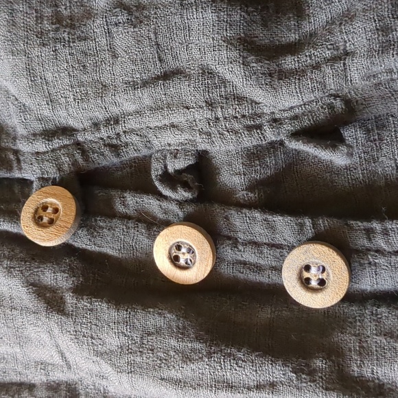 Linen Slate Grey relaxed long sleeve button down - Picture 4 of 6